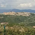 Rosa בית הארחה קונטורסי